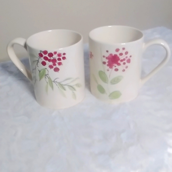 Corelle Coordinates wine berry mugs - Picture 1 of 6